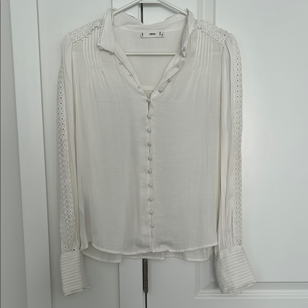 Mango White Top